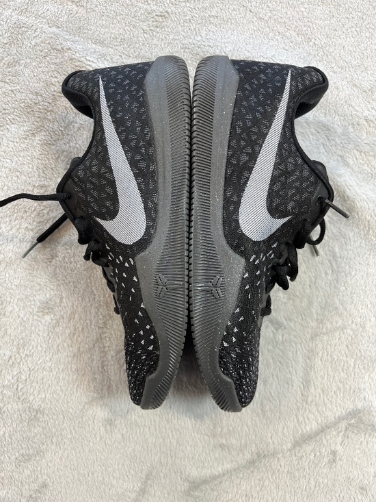 Nike Kobe Mamba Instinct Dark Grey Black Basketball Shoes sz 8 main image 12